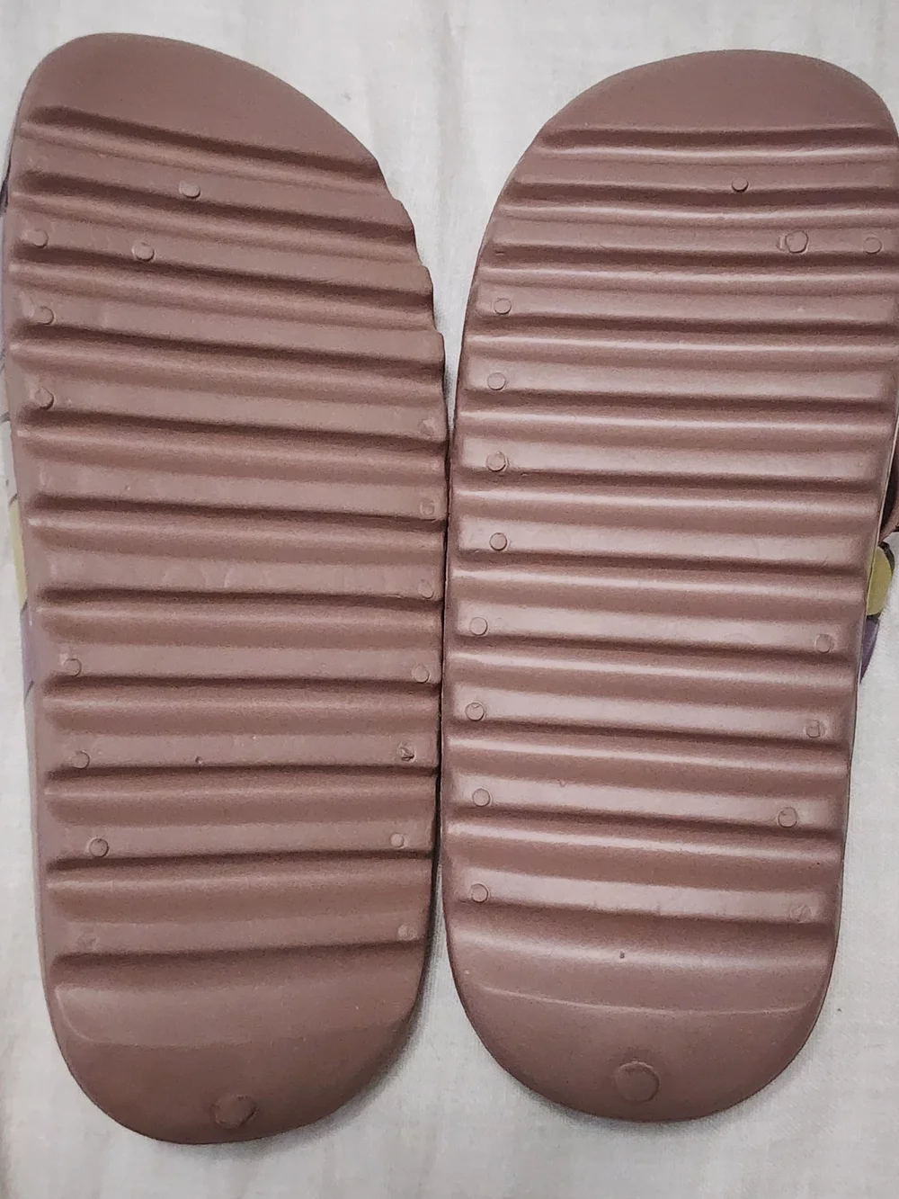 MENS 10 SLIP ON SANDALS WITH URBAN CARNIVAL VIBE